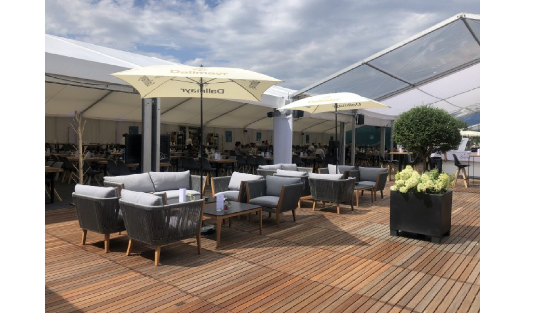 Aura 2,5-Sitzer-Sofa